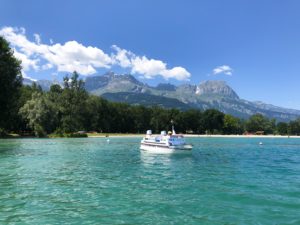 Bateaux éléctriques Lac de Passy